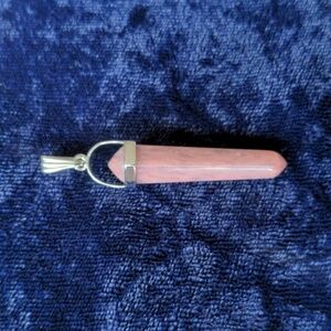 Vintage silver tone pendant / healing pendulum with natural quartz crystal